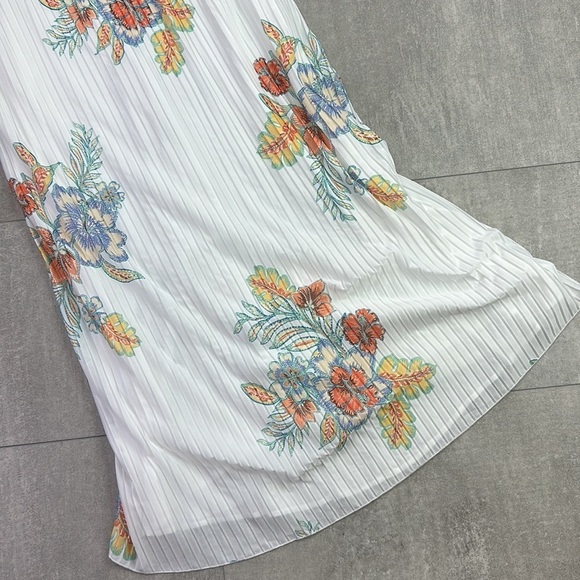 🔆O’NEILL🔆 JUNIA MIDI DRESS FLORAL WHITE Non-wrinkle comfortable beautiful - Picture 6 of 16